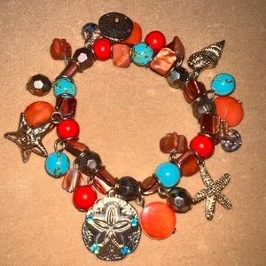 Croft & Barrow stretch bracelet w/ gold tone shells, starfish, and sand dollars